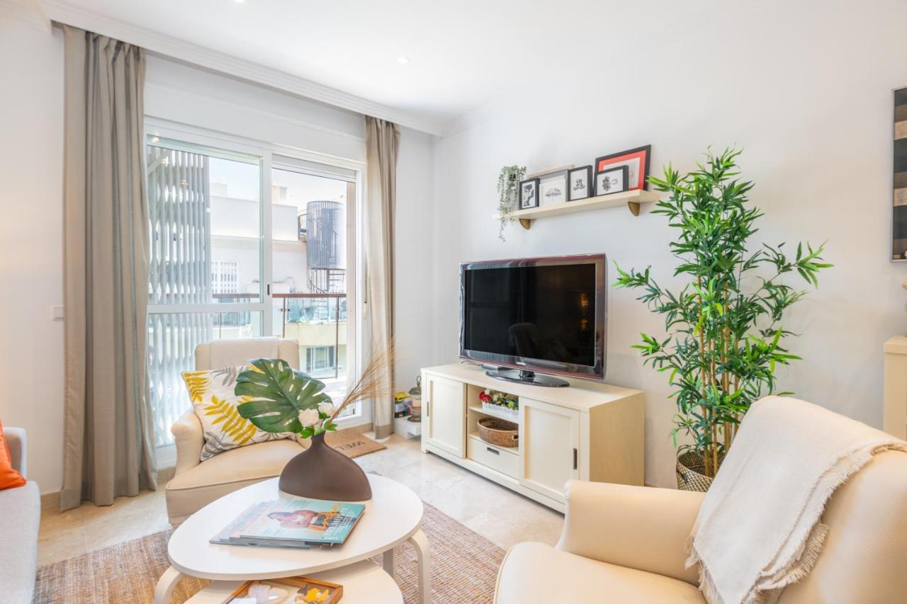 דירות אסטפונה Atico 2 Terrazas Junto Al Mar By Rent Me מראה חיצוני תמונה