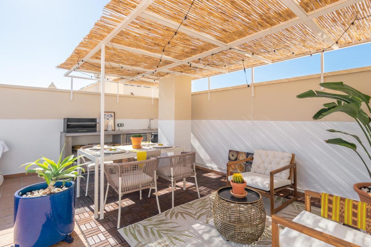 דירות אסטפונה Atico 2 Terrazas Junto Al Mar By Rent Me מראה חיצוני תמונה