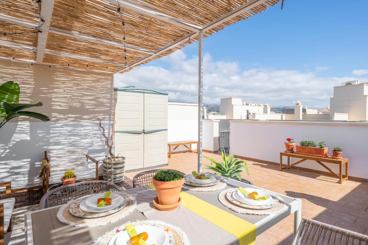 דירות אסטפונה Atico 2 Terrazas Junto Al Mar By Rent Me מראה חיצוני תמונה